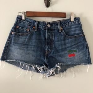 Levi's 501 Embroidered Cherry High Rise Button Fly Shorts Size 28